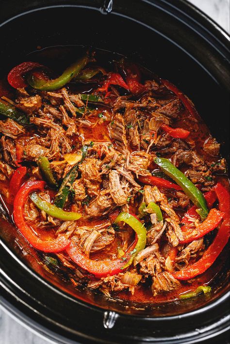 Crock-Pot Steak Fajita - #slowcooker #steak #beef #recipe #eatwell101 - Melt-in-your-mouth delicious! This slow cooker steak fajita is perfect to come home to a warm meal after a day at work. - #recipe by #eatwell101 Slow Cooker Flank Steak Fajitas, Skirt Steak Fajitas Crockpot, Crockpot Steak Fajitas Slow Cooker, Beef Fajita Recipe Crockpot, Flat Iron Steak Crockpot Recipes, Steak Fajita Recipe Crockpot, Slow Cooker Fajitas Beef, Beef Fajitas Crockpot, Crockpot Fajitas Steak