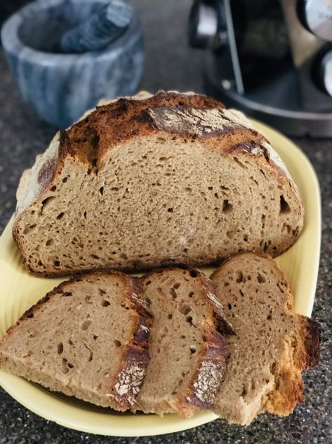 Rye Bread Recipes, German Bread, German Baking, Dutch Oven Bread, A Loaf Of Bread, Artisan Bread Recipes, European Cuisine, Loaf Of Bread, No Knead Bread