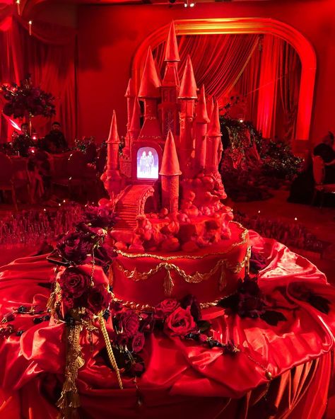 Kat Von D wedding cake Vegan Red Velvet, Dark Wedding Theme, Wedding Cake Images, Vegan Wedding Cake, Wedding Cake Pictures, Vegan Wedding, Wedding Cake Photos, Castle Cake, Saints And Sinners