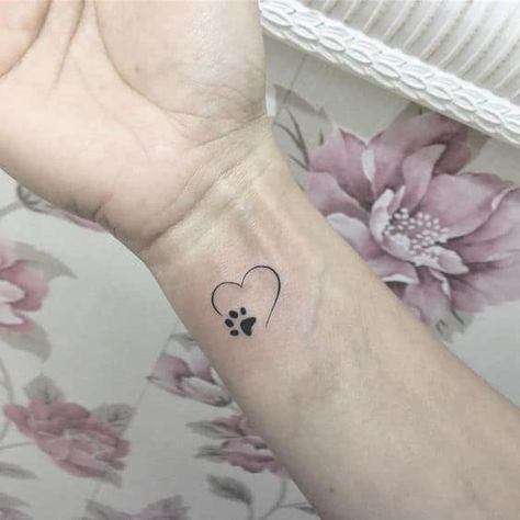 Dog Tattoo Design, Small Dog Tattoos, Pawprint Tattoo, Dog Paw Tattoo, Paw Tattoo, Cat Tattoos, Tattoo Feminina, Dog Tattoo, Back Tattoos