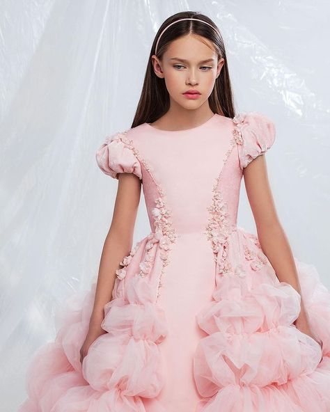 All Posts • Instagram Fashion 2025, Kids Couture, Dresses For Girls, 1st Bday, Trending Dresses, Girl Dresses, A Train, Girls Dress, Couture Dresses