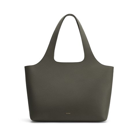 Cuyana Just Made a Bag That's About to Be Everywhere, and It's Selling Out Best Work Bags For Women, Cuyana Tote, Cuyana Bag, Work Bags For Women, Tote Insert, Best Work Bag, Small Leather Accessories, Leather Industry, Insta Profile Pic