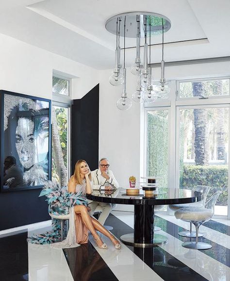 Celebrity Houses Interior, Glamour Interiors, Art Deco Style Interior, Vogue Home, Miami Decor, Miami Interiors, Miami Interior Design, Miami Houses, Chic Spaces