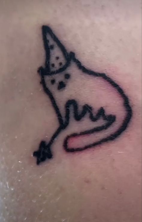 Tattoo Ideas For Men Stick And Poke, Silly Cat Tattoo Ideas, Silly Stick And Poke Tattoo, Gothic Stick And Poke Tattoo, Goofy Cat Tattoo, Silly Small Tattoo Ideas, Cat Wizard Tattoo, Cute Simple Cat Tattoos, Rat Stick And Poke