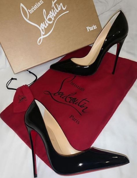 Lou Boutin, Lou Boutin Shoes, Fashion Shoes Heels, Louboutin Heels, Fashion Quotes, Merry Xmas, Designer Heels, Louboutin Shoes, Christian Louboutin Shoes