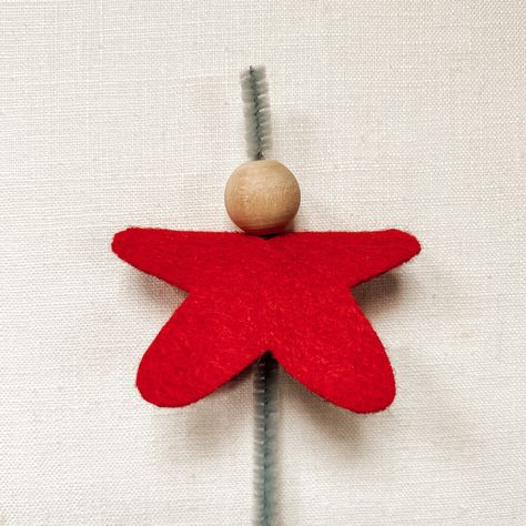 felt pocket doll- a handcraft tutorial — Chasing Windmills Waldorf Christmas Crafts, Waldorf Christmas, Bead Dolls, Sewing Beads, Friendship Circle, Sip Tea, Felt Star, Pocket Doll, Felt Kids