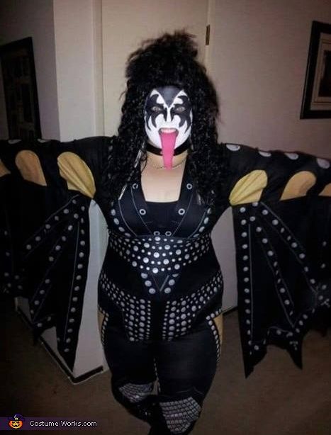 Gene Simmons Costume - Halloween Costume Contest Gene Simmons Costume, Homemade Costume, Costume Works, Gene Simmons, Halloween Costume Contest, Costume Diy, Costume Contest, Diy Costumes, Costume Halloween