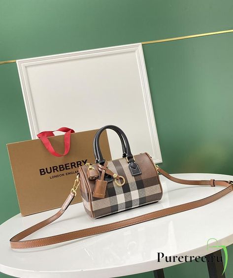 The item you receive will look exactly like the one on the professional photos on our website Whatsapp: +84769424419 or email puretree.ru@gmail.com #puretree #puretreeru #shoppingonline #onlineshop #bags #handbag #shoulderbag #totebag #shoes #jewelry #accessories #bracelet #earing #necklace #keychain Burberry Collection, Burberry Bear Keychain, Burberry Handbags 2022, Burberry Black Purse, Vintage Burberry Bag Lyst, Necklace Keychain, Burberry Shoulder Bag Mytheresa.com, Bowling Bag, Bag Dark