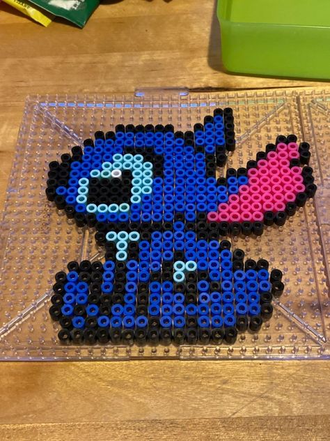 Fuse Beads Stitch, Pearler Beads Stitch, Perler Bead Stitch Pattern, Perler Beads Stitch Disney, Stitch Melty Beads, Stitch Pearl Beads, Perler Beads Ideas Stitch, Pixar Perler Beads, Hammerbeads Designs