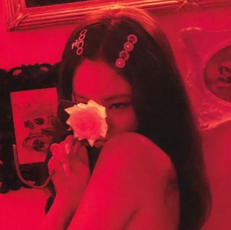 Jennie Red Icon, Persona Icon, Jennie Red, Pink Doughnut, Prettiest Girl, Music On Spotify, Blackpink Icons, Jennifer's Body, Red Icons:)