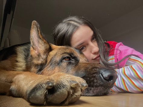 Girl With Dog Aesthetic, Girl And Dog Aesthetic, Pic With Dog, Pics With Dogs, Picture With Dog, German Shepherd Aesthetic, Girl With Dog, Dog Mommy, Dog Photoshoot