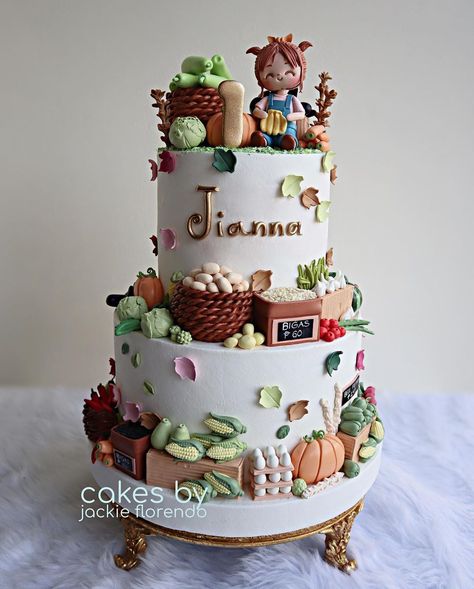 Jackie Florendo 🇵🇭 on Instagram: “Farmers Market Cake for Jianna #cakesbyjackieflorendo #styledtoyourtaste #jackieflorendo #birthdaycake #weddingcake #cake #cakes…” Jackie Florendo Cakes, Farmers Market Theme Cake, Farmers Market Baby Shower Cake, Farmers Market Birthday Cake, Farmer Theme Cake, Farmers Market Cake, Farm Cake Ideas, Farmer Birthday Cake, Farmer Cake