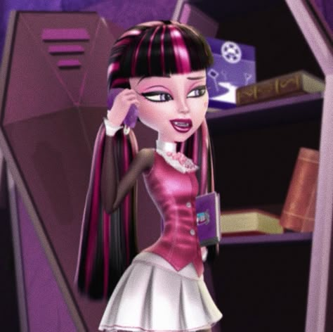 Draculaura Core, Mh Pfp, Mh Draculaura, Im Perfect, Draculaura Aesthetic, Aesthetic Edgy, Arte Monster High, Monster High Pictures, Moster High