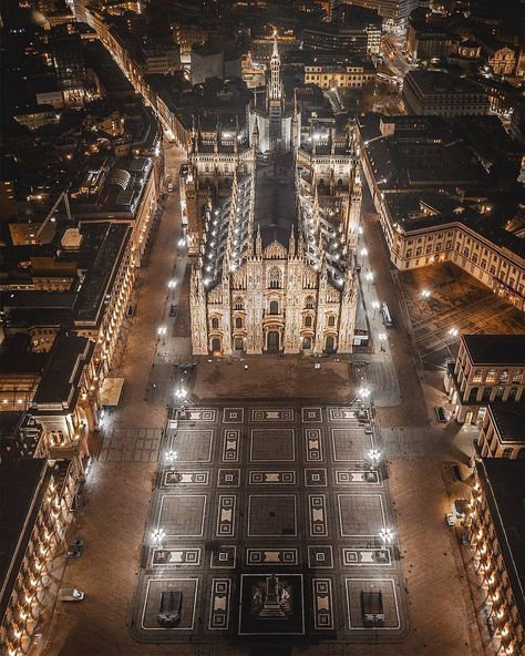 Monte Everest, Milan Cathedral, Raindrops And Roses, Visit Italy, Milan Italy, Aerial View, Italy Travel, Beautiful Destinations, Travel Fun