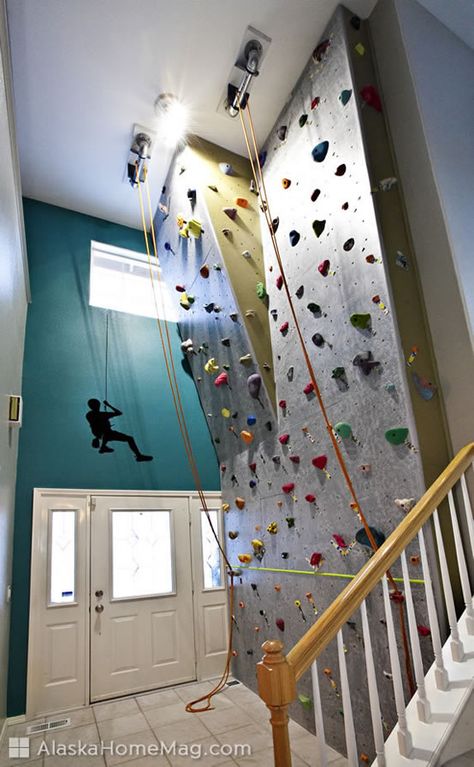 Garage Rock Climbing Wall, Home Rock Wall, Home Bouldering Wall, Rock Climbing Wall In House, Home Rock Climbing Wall, Indoor Rock Wall, Rock Wall Climbing, Diy Climbing Wall, Home Architecture Design