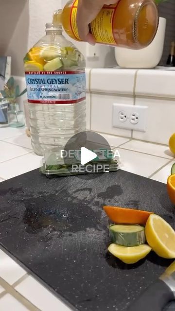 Healthy Juicing, Easy Juice Recipes, Detox Waters, Juice Cleanse Recipes, Magnesium Benefits, Natural Hair Mask, Baking Soda Shampoo, Cleanse Recipes, Colon Cleanse