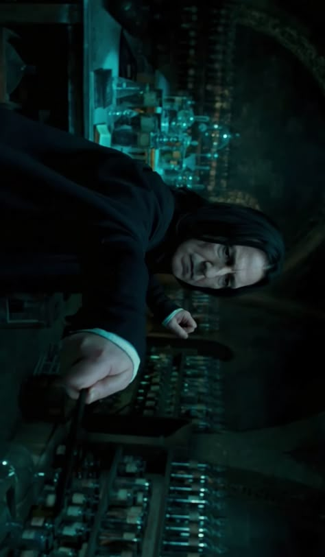 Professor Snape Wallpaper, Voldemort Wallpaper, Severus Snape Wallpaper, Snape Wallpaper, Severus Snape Art, Severus Snape Aesthetic, Snape Aesthetic, Alan Rickman Snape, Harry Potter Professors