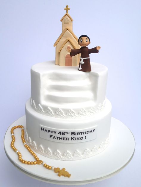 Ordination Cake Ideas, Church Cake Ideas, Priest Cake, Cake Train, Christian Cakes, Happy 48 Birthday, Comunion Cake, Birthday Cake Write Name, Bible Cake