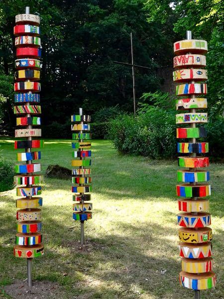 Garden Fence Art, Garden Totem, Art Pole, Painted Driftwood, Wooden Sculptures, Garden Totems, Garden Poles, Yard And Garden, Pole Art