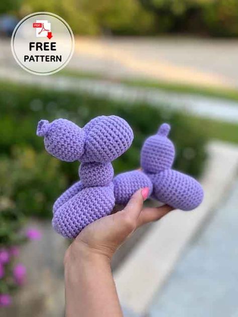 Beginner Friendly Free Crochet Balloon Dog How To Crochet A Balloon Dog, Crochet Balloon Dog Free Pattern, Crochet Balloon Animal, Crochet Balloon Dog, Crochet Balloon, Crochet Shark, Dog Amigurumi, Crochet Monkey, Dog Crochet