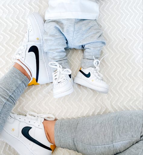 Baby Nike Outfit, Baby Jordan Outfits, Airport Travel Outfits, Jordans Outfit, Baby Jordans, Nike Outfit, Outfit Photo, Jordan Outfit, Baby Nike