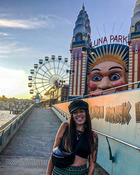 Luna park Sydney Australia Photoshoot, Melbourne Photo Spots, Melbourne Instagram Photos, Winter In Sydney Australia Outfits, Australia Photo Ideas, Sydney Photo Ideas, Australia Instagram Pictures, Sydney Nye, Sydney Pictures