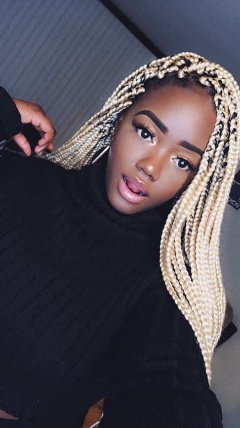 Blonde Braids on Dark Skin 😍 IG: @le_tisu Blonde Braids On Dark Skin, Blonde Braids Black Women Dark Skin, Dark Skin Blonde Hair, Blonde Underneath, Black Box Braids, Colored Box Braids, Blonde Box Braids, Blonde Braids, Cute Braided Hairstyles