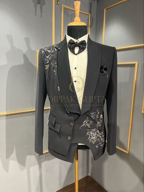 Party Wear Tuxedo For Men, Latest Blazer Design For Men 2023, Latest Tuxedo Designs For Groom, Latest Tuxedo Designs For Men, Latest Blazer Design For Men, Designer Tuxedo Men Grooms, Blazer Designs For Men, Latest Designer Suits For Men, India Fashion Men