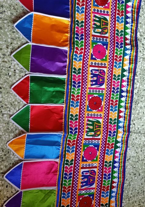 Hathi Goti Rumal Hand Work, Hathi Goti Toran, Hathi Goti Hand Work Toran, Sadu Bharat Chaniyacholi, Hathi Goti Design Hand Work, Sadu Work, Baby Afghan Crochet Patterns, Kutch Work Designs, Hand Work Design