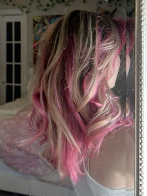 Colored Highlights In Blonde Hair, Neopolitan Hair Highlights, Neapolitan Hair, Pink And Blonde Hair, Blonde Dye, Boosting Confidence, Pink Blonde Hair, Pink Hair Dye, Dyed Blonde Hair