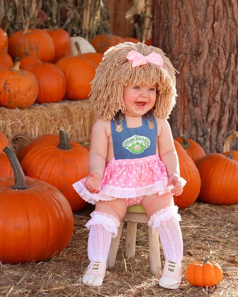 BUY 2 GET 1 FREE Cabbage Patch Kids Costume, Creative Halloween Costume Ideas, Epic Halloween Costumes, Mom Halloween Costumes, Most Creative Halloween Costumes, Old Halloween Costumes, Cabbage Patch Babies, Character Dress Up, Halloween Romper