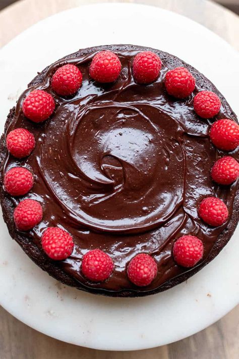 Flourless Chocolate Torte Flourless Chocolate Torte Recipe, Chocolate Flourless Torte, Flourless Torte, Tart Christmas, Female Foodie, Flourless Chocolate Torte, Flourless Chocolate Cake, Flourless Cake, Torte Recipe