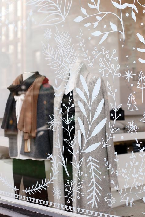 White Painted Christmas Windows, Christmas Posca Art, Christmas Shop Window Ideas, Christmas Decorations For Store Windows, Christmas Village Window Art, Windows Painting Ideas, January Window Display Ideas, Posca Christmas Window, Winter Window Display Store Fronts