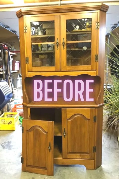 See how they took this old hutch and made it look modern while still keeping to its old charm. Before and after vintage hutch makeover idea is a great way to decorate your living room, kitchen or dining room on a budget. We love flea market flip ideas and this is definitely one we will be looking out for. Decorate Hutch Ideas, Wallpaper In China Cabinet, Vintage Room Makeover, Corner Cabinet Makeover Ideas, Modern Hutch Makeover, Corner Hutch Makeover, Painted China Cabinet Ideas, Kitchen Hutch Ideas, Kitchen Hutch Makeover