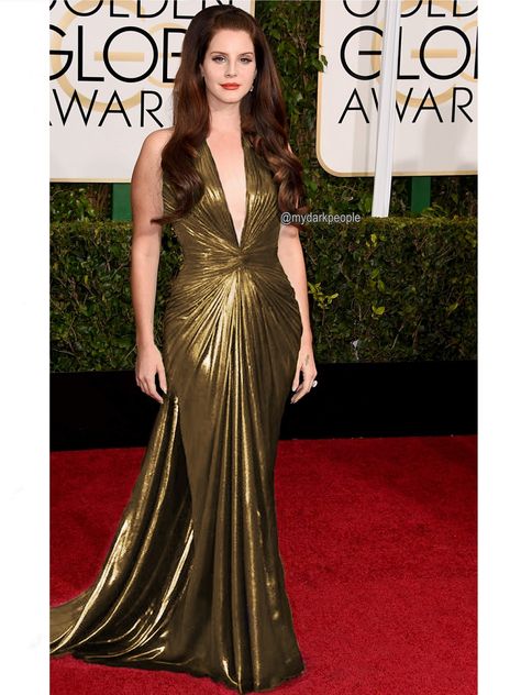 Golden Globes 2015, makeup and dress edited Golden Globes 2015, Prom Dress Ideas, 2015 Makeup, Prom Dress Inspo, Gold Outfit, Falling In Love Again, Lana Del Ray, Dress Inspo, Elizabeth Taylor