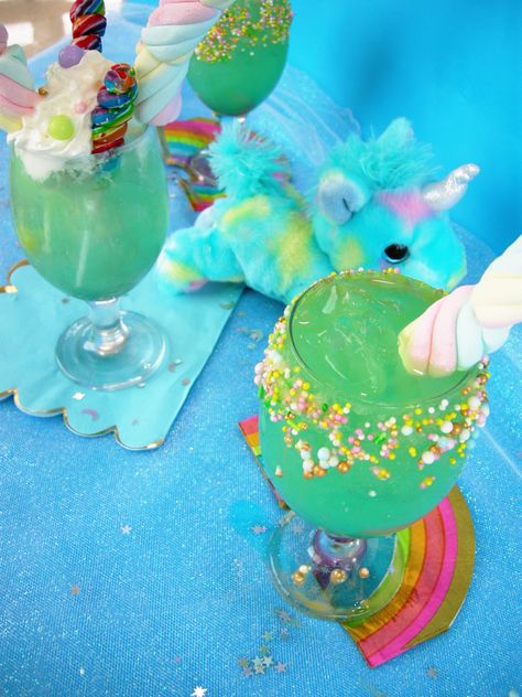 Unicorn Mocktail, Kiwi And Strawberry, Strawberry Punch, Raspberry Punch, Kiwi Strawberry, Unicorn Magic, Blue Raspberry, Mocktails, The Sweet