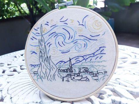 Handmade embroidery. Vincent van Gogh' starry night Stary Night Embroidery Pattern, The Starry Night Embroidery, Starry Night Van Gogh Embroidery, Vincent Van Gogh Embroidery, Van Gogh Embroidery Patterns, Fragile Photography, Doctor Who Embroidery, Starry Night Embroidery, Van Gogh Embroidery