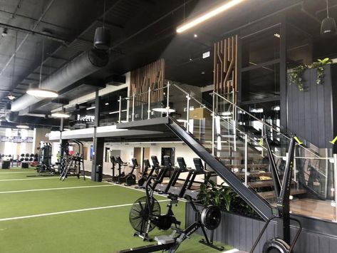 Indoor Batting Cage, Loft Garage, Sports Training Facility, Warehouse Gym, Sports Facility Architecture, Backyard Gym, Luxury Gym, Dream Gym, Clubhouse Design