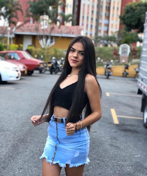 𝐌𝐚𝐫í𝐚 𝐀𝐥𝐞𝐣𝐚𝐧𝐝𝐫𝐚 𝐕🔝 on Instagram: “🦊🧡!! • • • • • • #trendy #feedfeed #feed #explorer #viral #instagood #instagramers” Dance Basics, Denim Skirt, Jesus, On Instagram, Clothes, Instagram