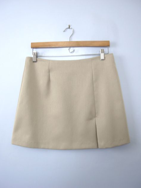 One vintage 1990's beige mini skirt, khaki short skirt, size 12 / 13 Short Elegantes, Beige Mini Skirt, Pretty School Supplies, Beige Skirt, Stretchy Skirt, Khaki Skirt, Formal Skirt, Basic Shorts, Cincinnati Ohio