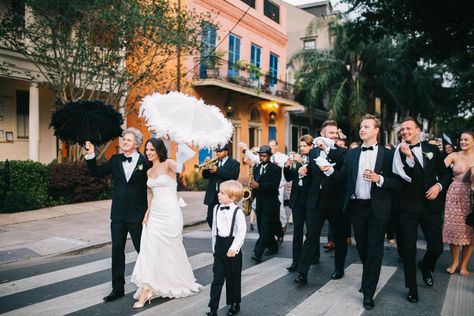 Lake Pontchartrain, Nola Wedding, New Orleans City, Most Romantic Places, Romantic Lighting, Romantic Places, Tie The Knot, Modern Love, Dreamy Wedding