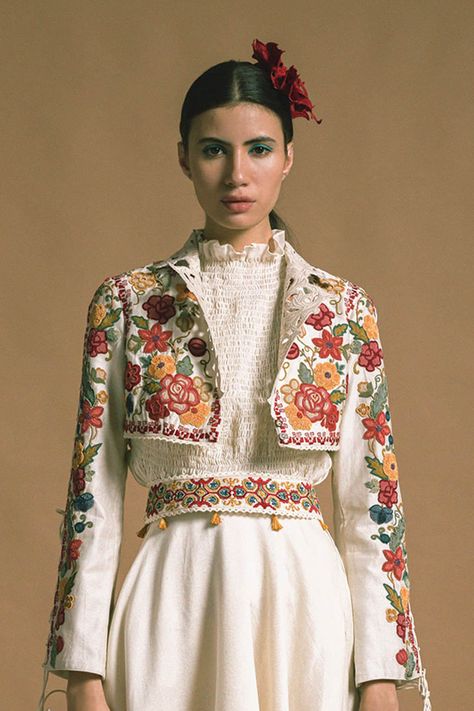 Embroidered Jackets For Women, Embroidered Jacket Outfit, Wedding Bolero Jacket, Ramadan Outfit, Boho Attire, Coat Embroidery, Matador Costume, Cord Embroidery, Off White Jacket