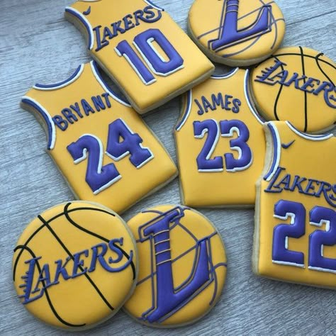 Lakers Party, Sport Cookies, Basketball Cookies, Vegan Shortbread, Sports Cookies, Lemon Biscuits, Coconut Biscuits, Date Cookies, Basketball Party