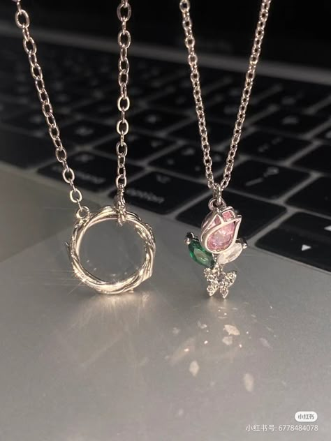 Ethereal Jewelry, Aesthetic Necklace, Desain Buklet, Pretty Jewelry Necklaces, Magical Jewelry, Jewelry Accessories Ideas, Girly Accessories, Classy Jewelry, Fancy Jewellery