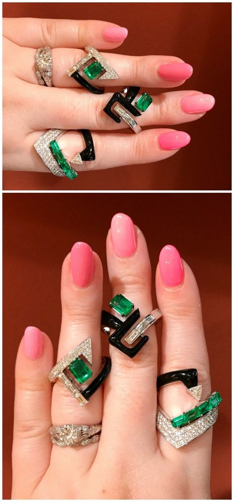 I love love love these rings by Nikos Koulis! Diamonds and emeralds with black enamel. Nikos Koulis Jewelry, Art Deco Jewelry Rings, Nikos Koulis, Fine Gold Necklace, Black Gold Jewelry, Jewelry Tattoo, Unique Diamond Rings, Onyx Jewelry, Contemporary Ring