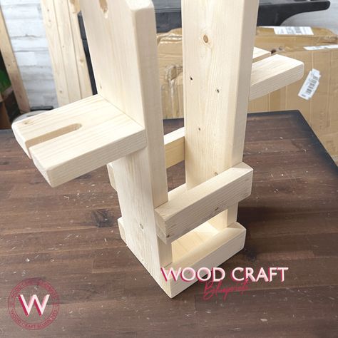 Step-by-Step Instructions to Build a Handmade Wine Caddy - Wood Craft Blueprints Wooden Wine Bottle Holder, 2x4 Wood Projects, Building A Floating Deck, 2x4 Wood, Building A Workbench, Wine Caddy, Floating Deck, Wood Crafting, Wood Craft Projects