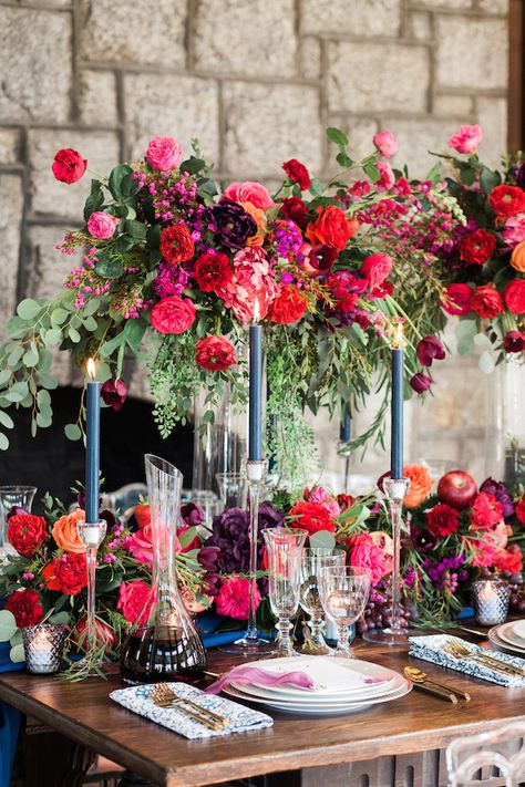 Titanic Inspired Wedding Editorial - Vintage Meets Glam Wedding Flowers Bright, Beautiful Wedding Centerpiece, Navy Wedding Flowers, Diy Wedding Inspiration, Modern Wedding Flowers, Jewel Tone Wedding, Eclectic Wedding, Boda Mexicana, Bright Wedding