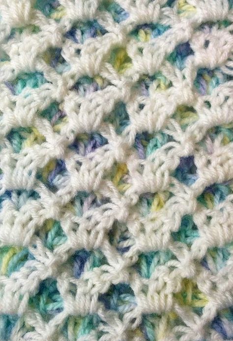 Crochet Shells, Baby Afghan Crochet Patterns, Different Crochet Stitches, Crochet Knit Blanket, Crochet Shell Stitch, Crochet Blanket Afghan, Baby Afghan Crochet, Shell Stitch, Crochet Quilt