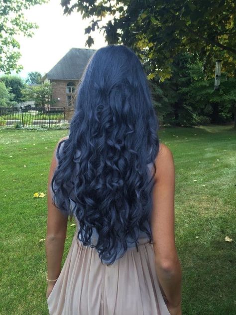 Midnight Blue Hair Curly, Dark And Light Blue Hair, Dark Blue Hair Curly, Midnight Blue Curly Hair, Dark Blue Hair Aesthetic, Dark Blue Curly Hair, Dark Midnight Blue Hair, Wavy Blue Hair, Midnight Blue Hair Color