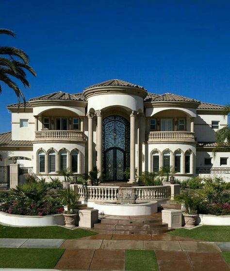 House Front Balcony Design, Mediterranean Exterior Design, Mediterranean House Designs, Mediterranean House Design, Luxury Mediterranean Homes, Balcony Designs, Exterior Balcony, Mediterranean Homes Exterior, Modern Mediterranean Homes